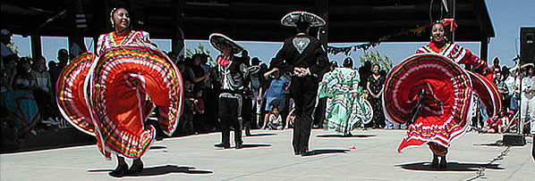 Cinco de Mayo Dancers